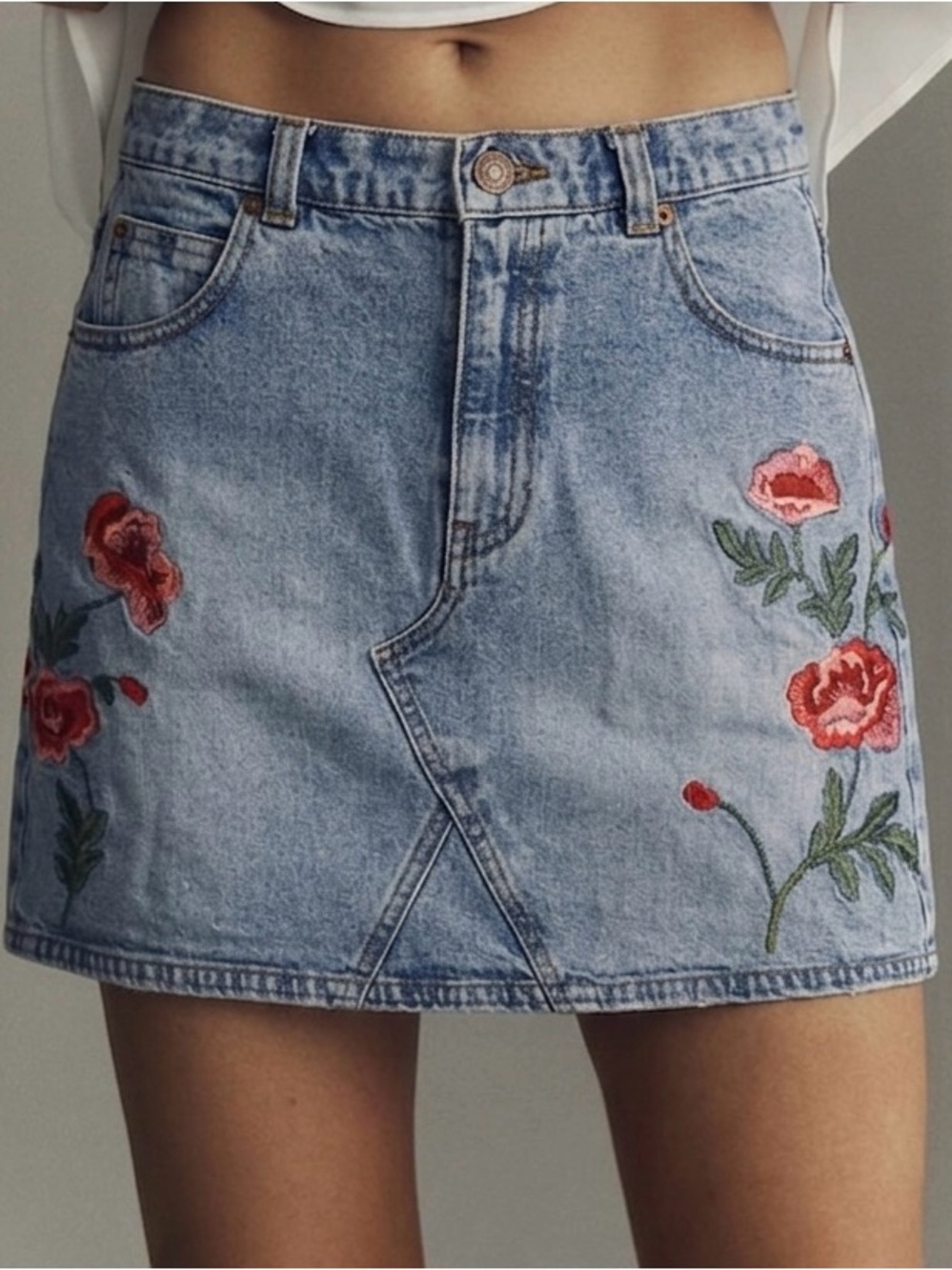 GAP vintage 90s floral embroidered light washed jean mini skirt